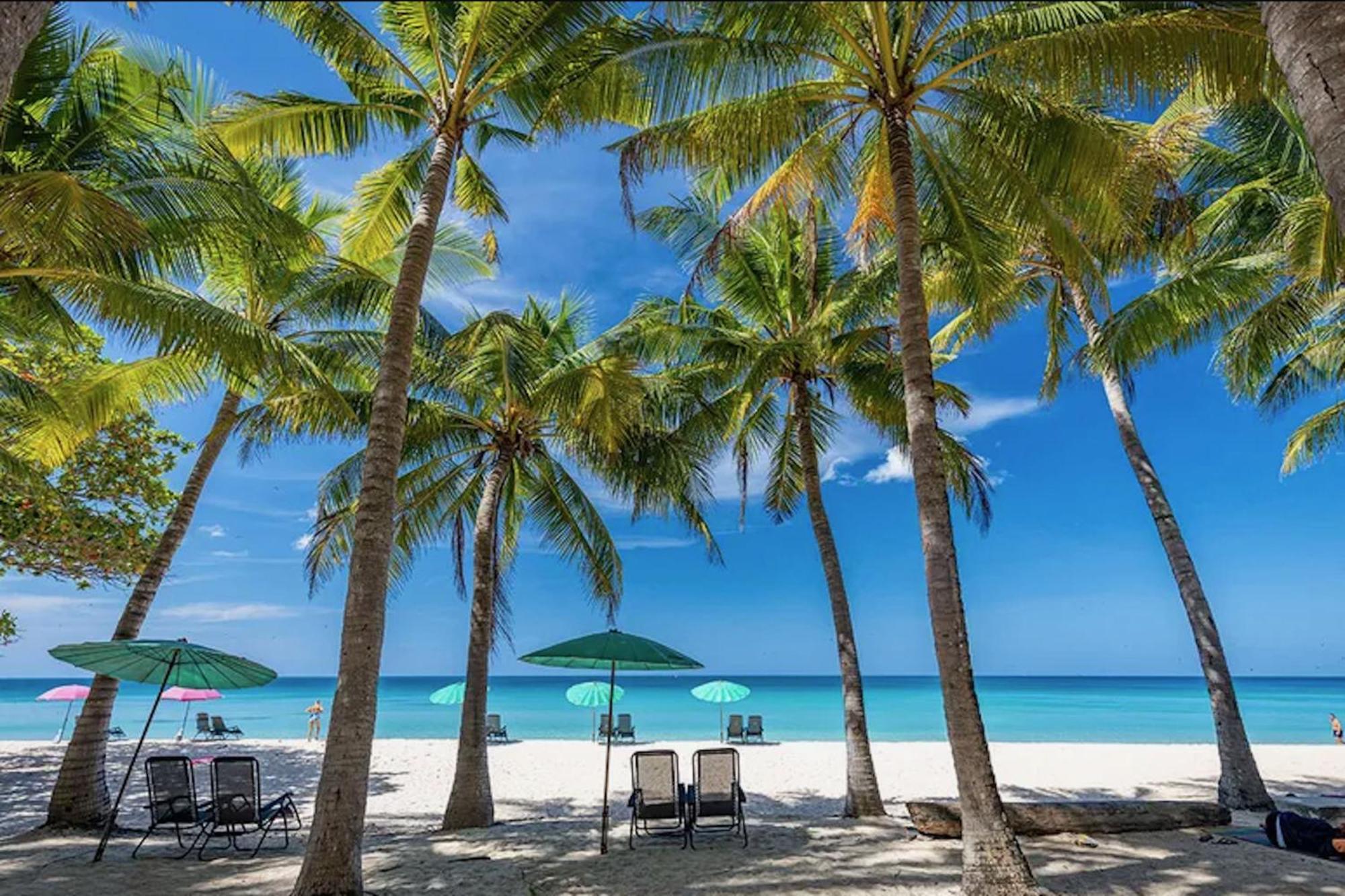 Dalaa 8 Villa Kamala Beach Buitenkant foto