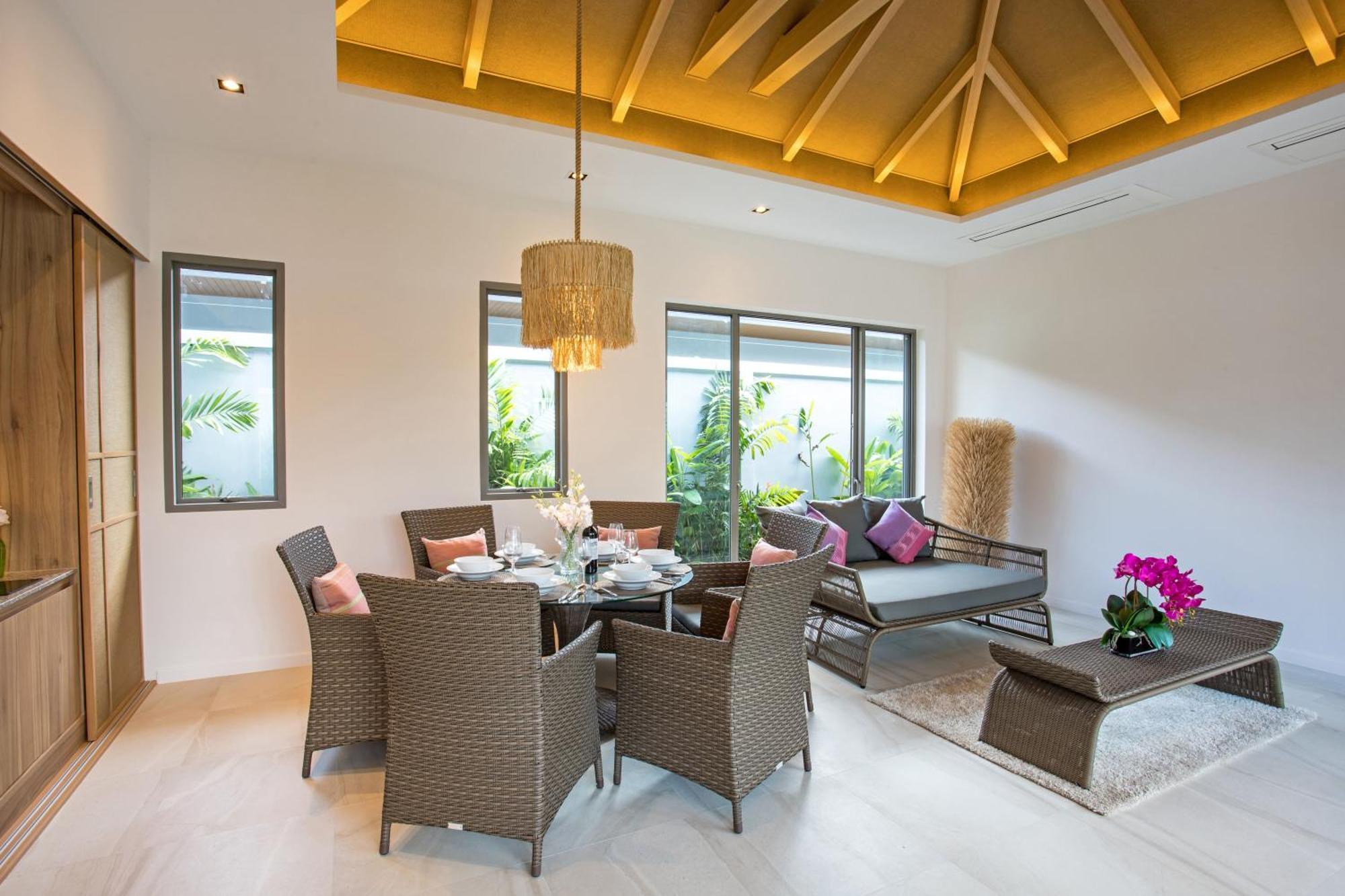 Dalaa 8 Villa Kamala Beach Buitenkant foto