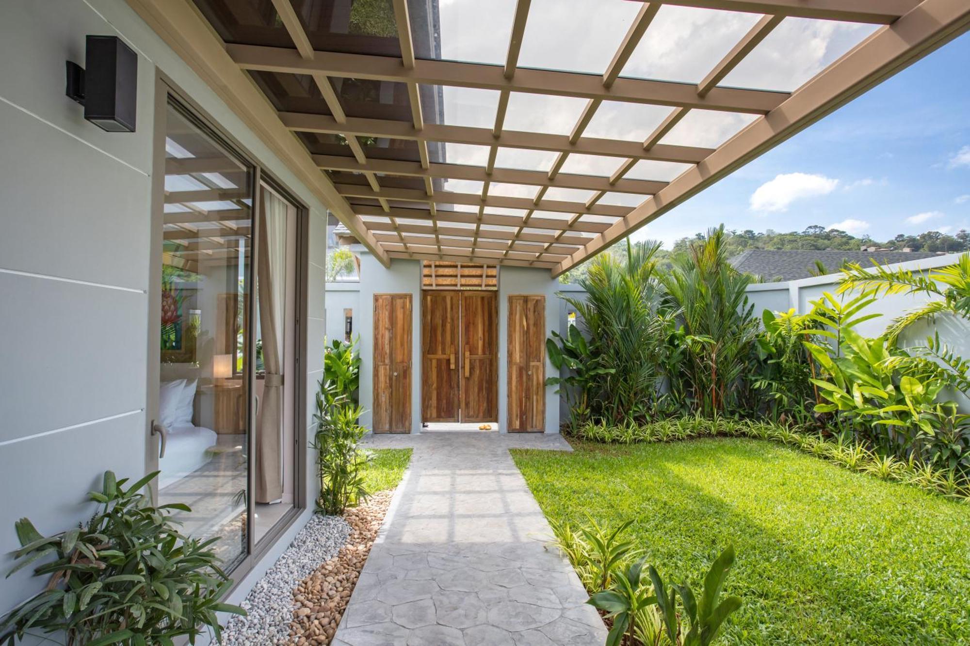 Dalaa 8 Villa Kamala Beach Buitenkant foto